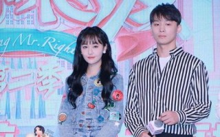 两个人吃瓜娱乐圈小说,娱乐圈的甜蜜邂逅