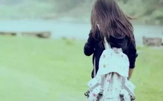 娱乐吃瓜酱背影图片女,揭秘娱乐吃瓜酱背后的神秘女生