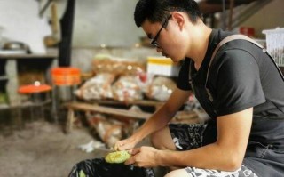 娱乐吃瓜酱男朋友打工,揭秘娱乐圈背后的辛酸与甜蜜