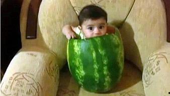 西藏男网红吃瓜视频,揭秘高原美食背后的故事-第3张图片-吃瓜群 西藏男网红吃瓜视频,揭秘高原美食背后的故事-第3张图片-吃瓜群