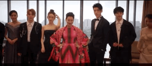 吃瓜进娱乐圈火了小说,意外爆火的娱乐圈奇缘-第2张图片-吃瓜群 吃瓜进娱乐圈火了小说,意外爆火的娱乐圈奇缘-第2张图片-吃瓜群