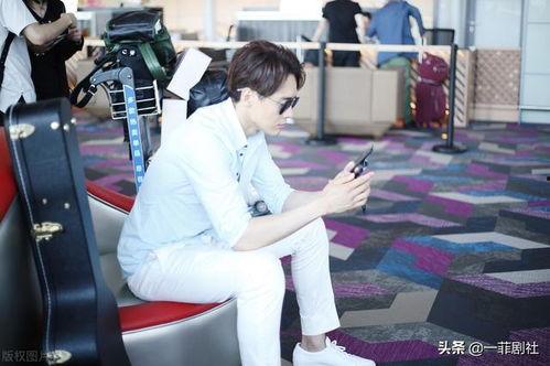 吃瓜爆料外卖女星,吃瓜爆料外卖女星，娱乐圈幕后故事大公开-第3张图片-吃瓜群