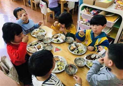 娱乐吃瓜酱幼儿园,揭秘童趣世界里的欢乐与成长-第3张图片-吃瓜群 娱乐吃瓜酱幼儿园,揭秘童趣世界里的欢乐与成长-第3张图片-吃瓜群