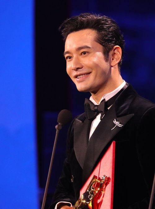 娱乐圈吃瓜黄晓明是谁,娱乐圈吃瓜界的“瓜王”-第1张图片-吃瓜群