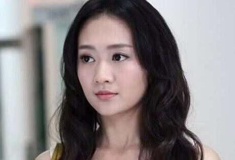 娱乐吃瓜5个女星是谁呀,娱乐圈五大热门“吃瓜”女星揭秘-第1张图片-吃瓜群