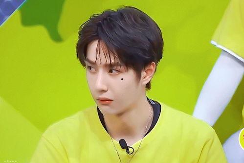 娱乐吃瓜说王一博,娱乐吃瓜界的焦点人物-第1张图片-吃瓜群